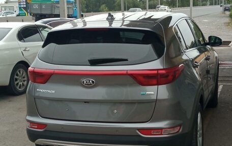 KIA Sportage IV рестайлинг, 2017 год, 2 400 000 рублей, 2 фотография