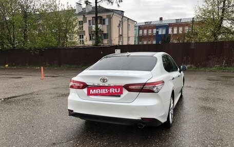 Toyota Camry, 2020 год, 2 580 000 рублей, 3 фотография