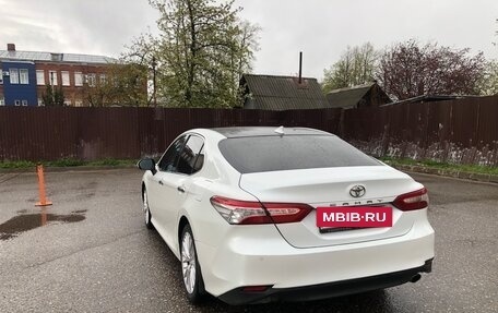 Toyota Camry, 2020 год, 2 580 000 рублей, 4 фотография