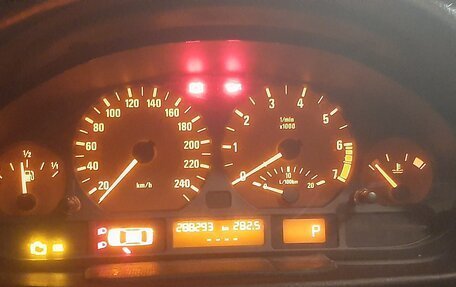 BMW 3 серия, 2002 год, 600 000 рублей, 22 фотография