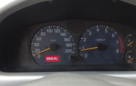 Suzuki Ignis II (HR), 2002 год, 250 000 рублей, 11 фотография