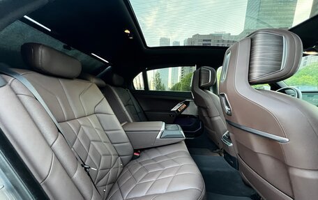 BMW 7 серия, 2022 год, 11 700 000 рублей, 19 фотография