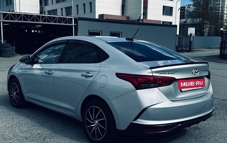 Hyundai Solaris II рестайлинг, 2021 год, 1 400 000 рублей, 4 фотография
