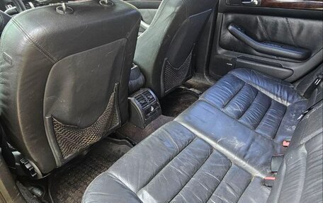 Audi A6, 1999 год, 400 000 рублей, 17 фотография