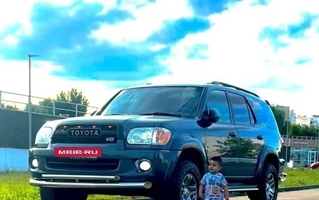 Toyota Sequoia II рестайлинг, 2005 год, 2 950 000 рублей, 3 фотография