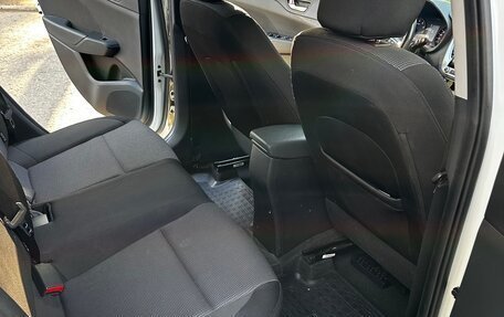 Hyundai Solaris II рестайлинг, 2018 год, 1 380 000 рублей, 15 фотография