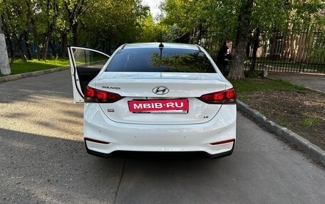 Hyundai Solaris II рестайлинг, 2018 год, 1 380 000 рублей, 8 фотография