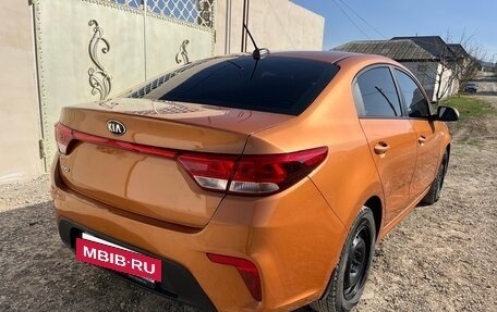 KIA Rio IV, 2017 год, 1 300 000 рублей, 4 фотография
