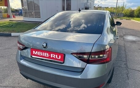 Skoda Superb III рестайлинг, 2017 год, 2 350 000 рублей, 5 фотография