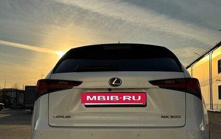 Lexus NX I, 2017 год, 3 050 000 рублей, 5 фотография