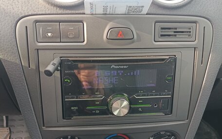 Ford Fusion I, 2006 год, 410 000 рублей, 7 фотография