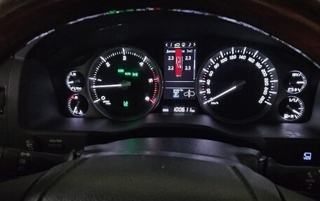 Toyota Land Cruiser 200, 2016 год, 5 900 000 рублей, 7 фотография