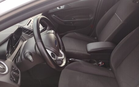 Ford Fiesta, 2016 год, 720 000 рублей, 11 фотография