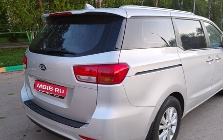 KIA Carnival III, 2017 год, 2 599 900 рублей, 6 фотография