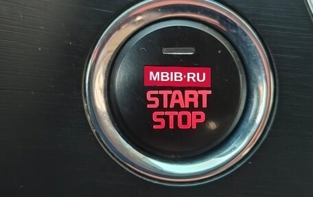 KIA Carnival III, 2017 год, 2 599 900 рублей, 17 фотография