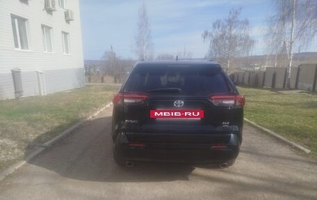 Toyota RAV4, 2019 год, 3 300 000 рублей, 3 фотография