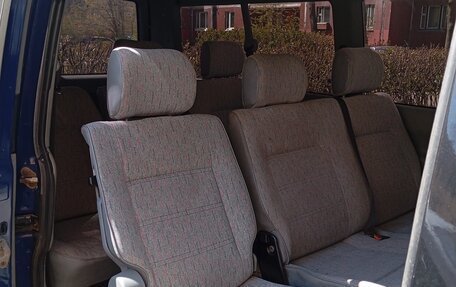 Volkswagen Caravelle T4, 1992 год, 770 000 рублей, 8 фотография