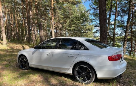 Audi A4, 2014 год, 1 800 000 рублей, 17 фотография