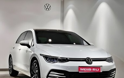 Volkswagen Golf VIII, 2023 год, 3 180 000 рублей, 1 фотография