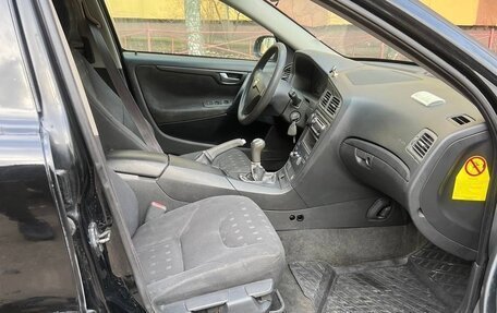 Volvo S60 III, 2002 год, 365 000 рублей, 6 фотография