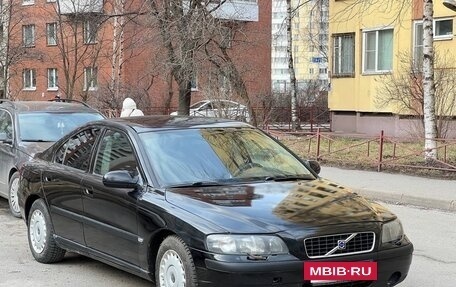 Volvo S60 III, 2002 год, 365 000 рублей, 2 фотография