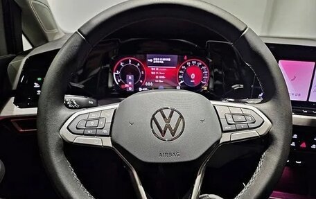 Volkswagen Golf VIII, 2023 год, 3 180 000 рублей, 16 фотография