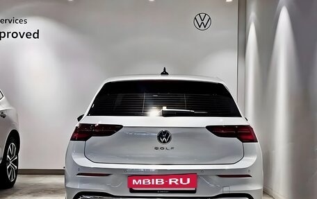 Volkswagen Golf VIII, 2023 год, 3 180 000 рублей, 3 фотография