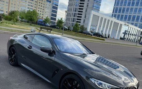BMW 8 серия, 2022 год, 7 300 000 рублей, 2 фотография