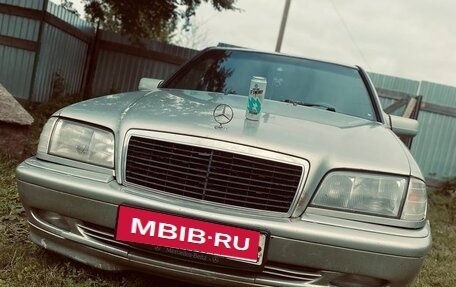 Mercedes-Benz C-Класс, 1997 год, 155 000 рублей, 1 фотография