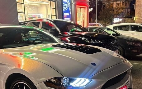 Ford Mustang VI рестайлинг, 2020 год, 4 500 000 рублей, 17 фотография