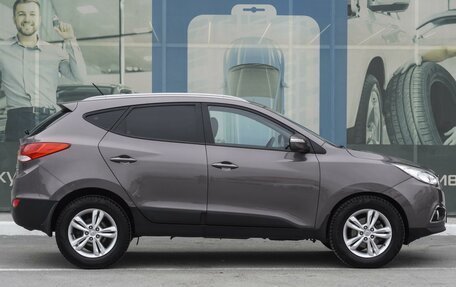 Hyundai ix35 I рестайлинг, 2011 год, 1 099 000 рублей, 5 фотография