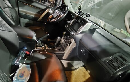 Toyota Land Cruiser Prado 150 рестайлинг 2, 2010 год, 2 700 000 рублей, 4 фотография
