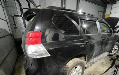 Toyota Land Cruiser Prado 150 рестайлинг 2, 2010 год, 2 700 000 рублей, 3 фотография