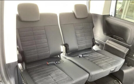 Mitsubishi Delica D:5 I, 2022 год, 2 850 000 рублей, 32 фотография