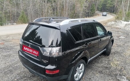 Mitsubishi Outlander III рестайлинг 3, 2008 год, 1 300 000 рублей, 3 фотография
