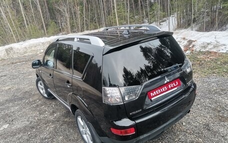 Mitsubishi Outlander III рестайлинг 3, 2008 год, 1 300 000 рублей, 4 фотография