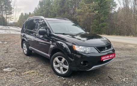 Mitsubishi Outlander III рестайлинг 3, 2008 год, 1 300 000 рублей, 6 фотография