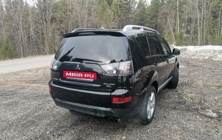 Mitsubishi Outlander III рестайлинг 3, 2008 год, 1 300 000 рублей, 7 фотография