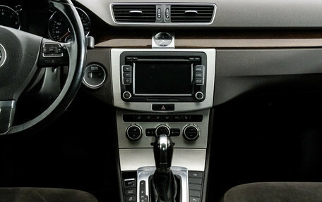 Volkswagen Passat B7, 2012 год, 999 000 рублей, 15 фотография