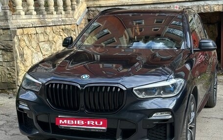 BMW X5, 2019 год, 6 100 000 рублей, 10 фотография
