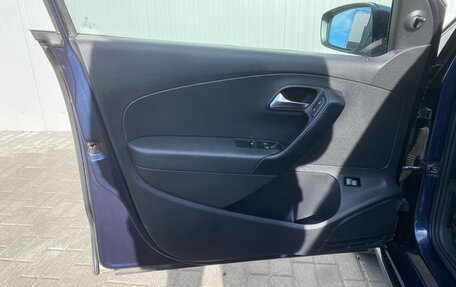 Volkswagen Polo VI (EU Market), 2013 год, 750 000 рублей, 10 фотография