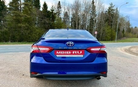 Toyota Camry, 2021 год, 3 500 000 рублей, 5 фотография
