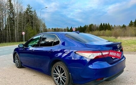 Toyota Camry, 2021 год, 3 500 000 рублей, 6 фотография