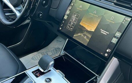 Land Rover Range Rover IV рестайлинг, 2024 год, 25 500 000 рублей, 14 фотография