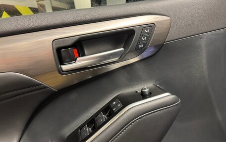 Toyota Highlander, 2024 год, 5 990 000 рублей, 11 фотография