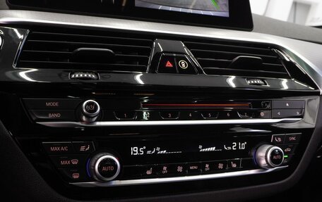 BMW 5 серия, 2018 год, 3 669 000 рублей, 20 фотография