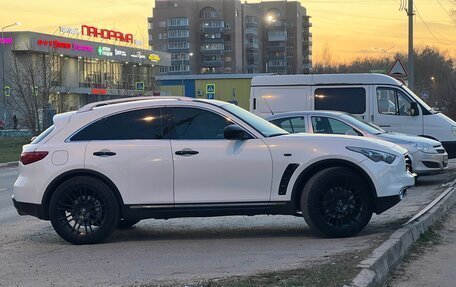Infiniti FX II, 2011 год, 2 700 000 рублей, 12 фотография