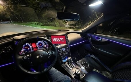 Infiniti FX II, 2011 год, 2 700 000 рублей, 3 фотография