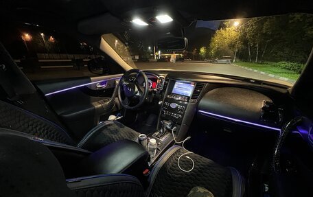 Infiniti FX II, 2011 год, 2 700 000 рублей, 6 фотография