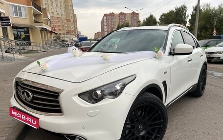 Infiniti FX II, 2011 год, 2 700 000 рублей, 17 фотография